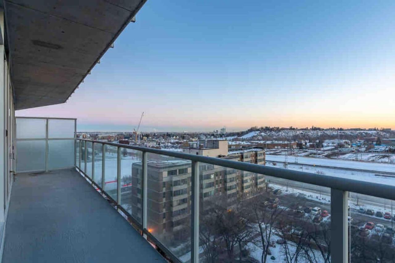 Luxury Downtown Penthouse Apartment