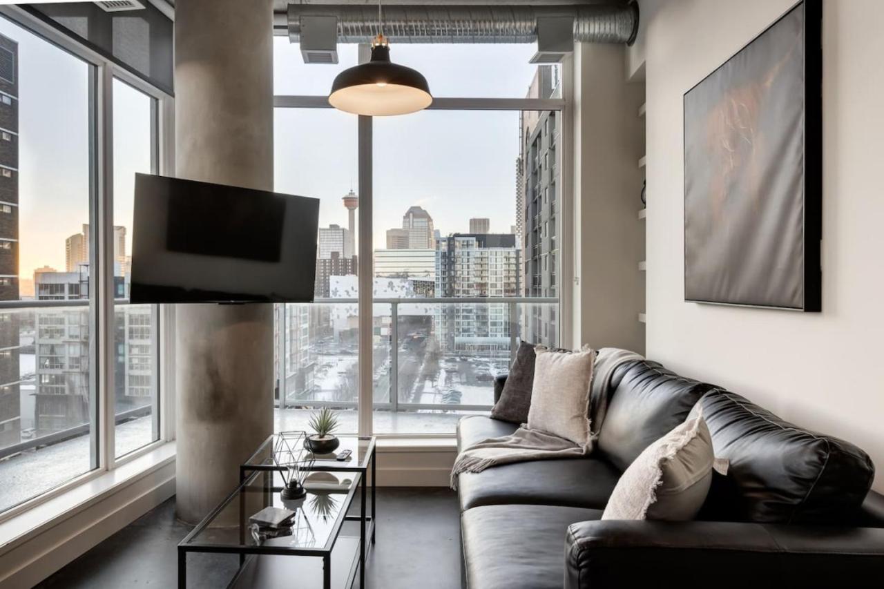 Luxury Downtown Penthouse Apartment Calgary
